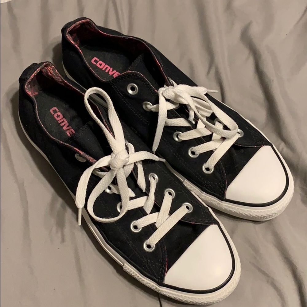 Black converse size 8